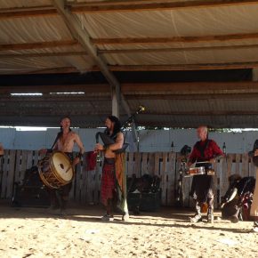 Corvus Corax - live auf der Kuschelfarm