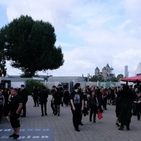 Amphi Festival 2023: Einkaufsmeile